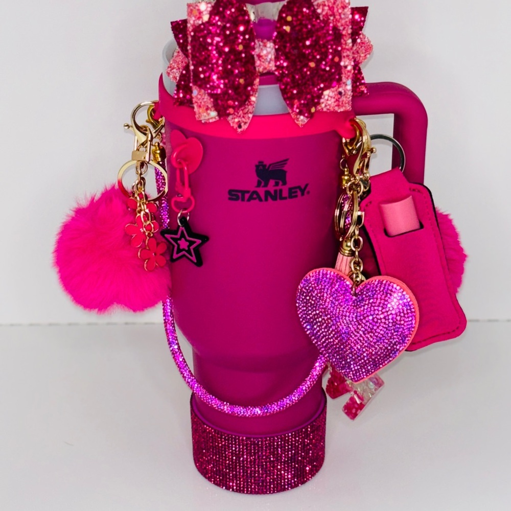 “Aurora” Stanley Fuchsia Glitter Tumbler with Charms